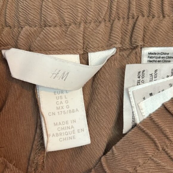 H & M Paperbag light weight linen-like pants Tan Large - Picture 3 of 6